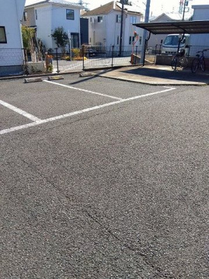 【駐車場】 | レオパレスシティーE | 画像5