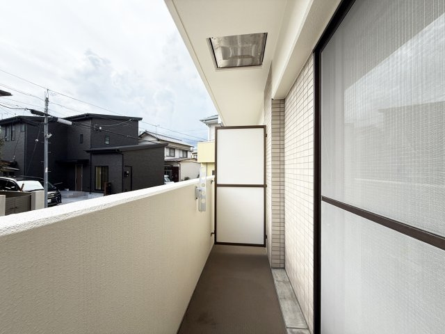 メロディハイム愛宕山のバルコニー