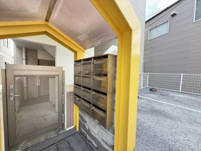 メロディハイム愛宕山のロビー