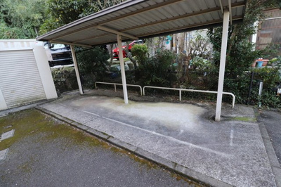 【駐車場】 | ロワール実相寺 | 駐輪場