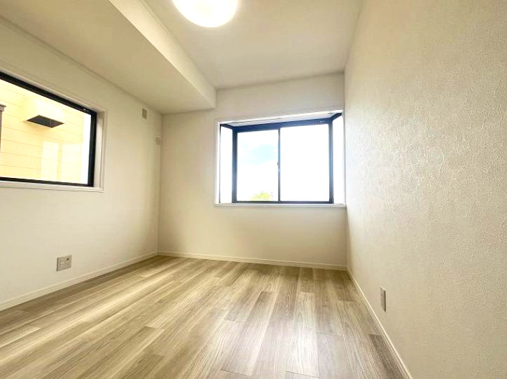 藤沢市鵠沼藤が谷4丁目　中古戸建の洋室|きれいな洋室です