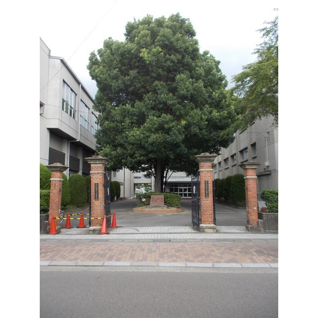 岐阜市加納徳川町のアパートの周辺