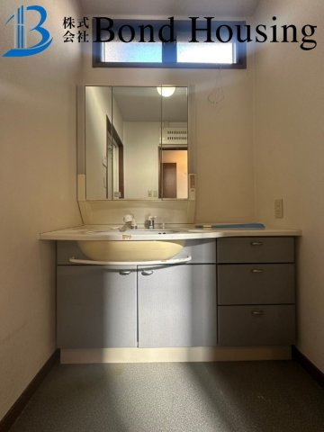 積水ハウス施工・敷地建物広々・魚住町住吉　築26年