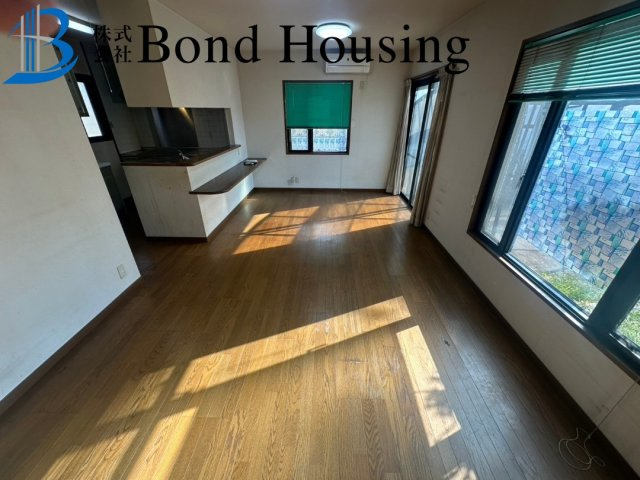 積水ハウス施工・敷地建物広々・魚住町住吉　築26年