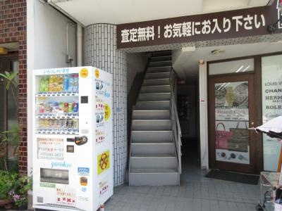 サテンドール千本の駐車場|駐輪場無