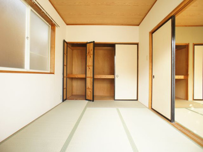 【子供部屋】 | 桜ハイツB | お部屋がスッキリ！充実収納付きです♪
