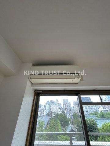 フラットワン天神橋の内装|明るい室内です