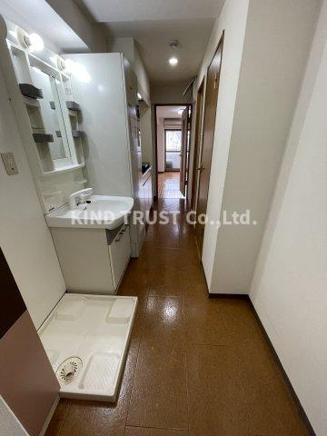 フラットワン天神橋の玄関|毎日通る玄関はこちらです