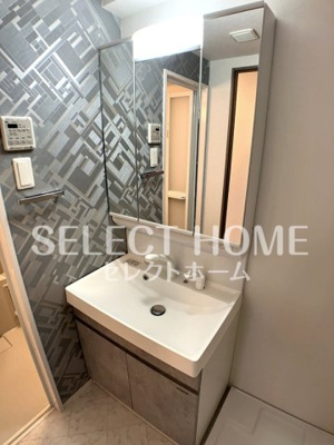 【独立洗面台】 | S-RESIDENCE岡崎公園aureate | 朝の身支度には欠かせない独立洗面化粧台