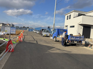 【前面道路含む現地写真】 | 前面道路