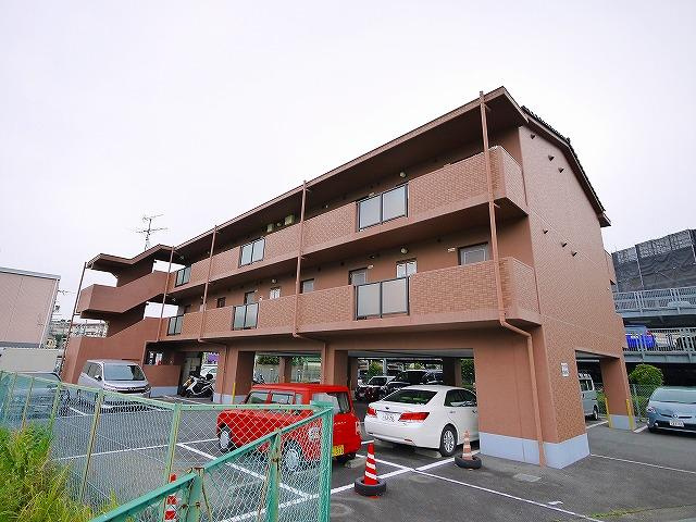 カサフェリス富雄　壱番館の外観|物件の外観です