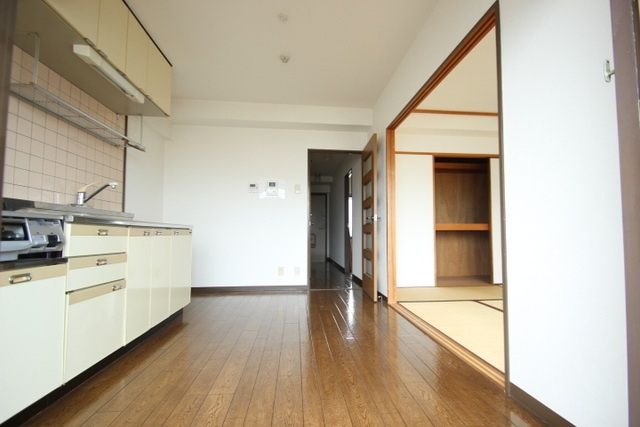 グリーンルーフの居間・リビング