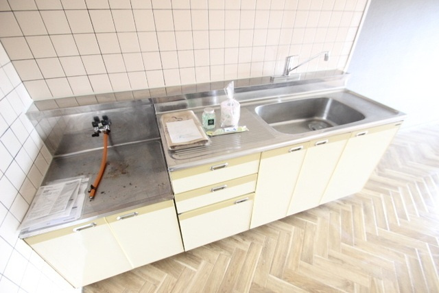 グリーンルーフのキッチン