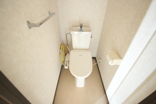 グリーンルーフのトイレ