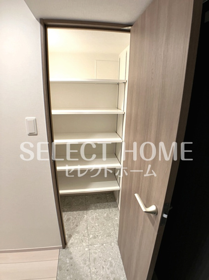 【収納】 | S-RESIDENCE岡崎公園aureate | たっぷりとした収納スペースです