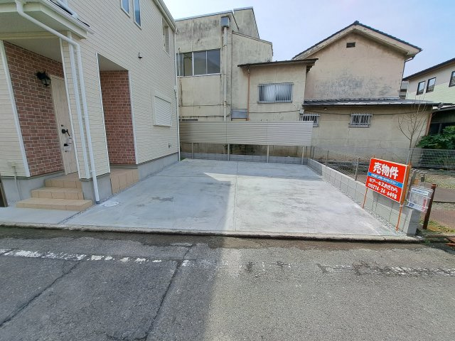 新築　前橋市表町２期　HeartfulTown　１号棟の駐車場|現地写真　駐車スペースは並列2台分可能です！
