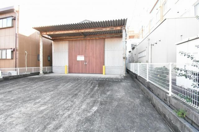 港区七反野１倉庫の外観