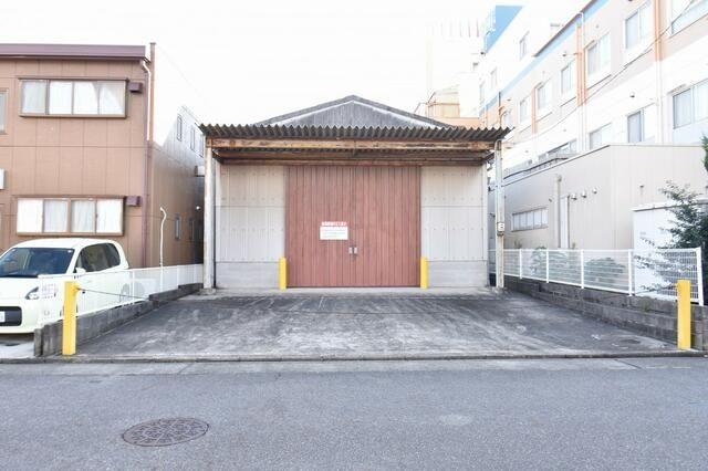 港区七反野１倉庫の外観