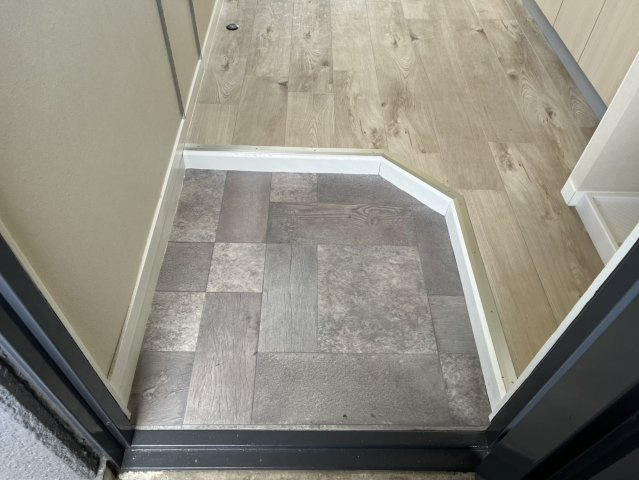 シーズンコート東別院｜名古屋市の賃貸ならMy賃貸の玄関|シーズンコート東別院（旧ダイセキビル）