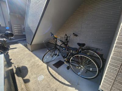 F.Gプレミアの駐車場|駐輪スペース