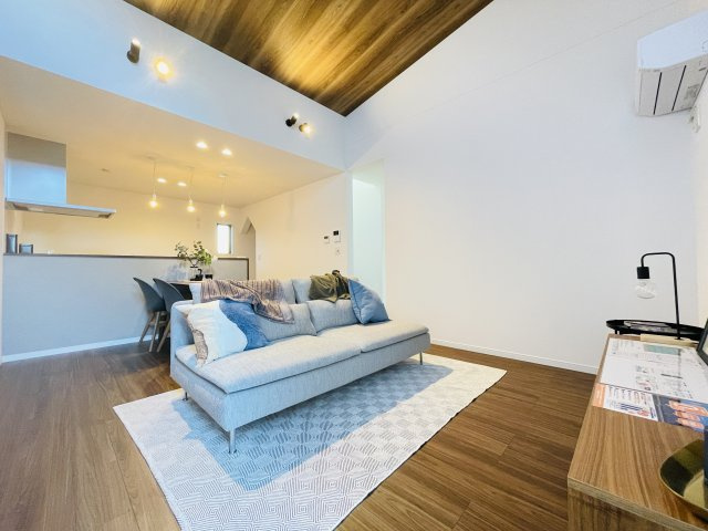 【居間・リビング】 | 深谷市上柴町東　フルクラシル　新築戸建　全1棟