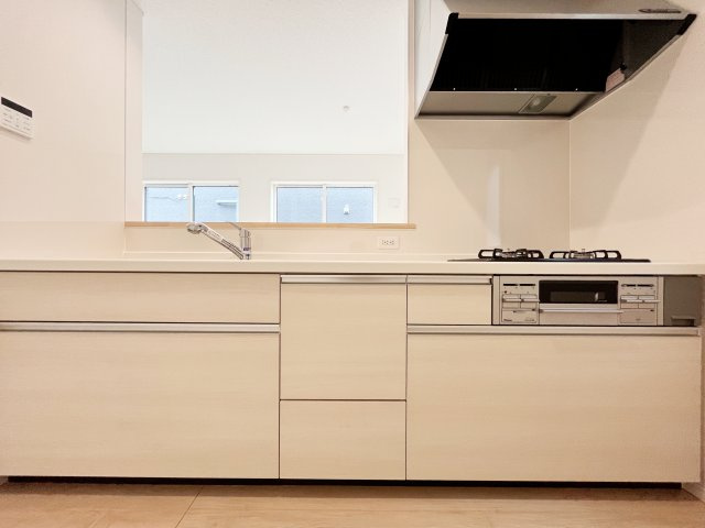 『八王子市新築戸建て』八王子市犬目町96【仲介手数料無料】　３７期のキッチン|～仲介手数料無料☆八王子ひなた不動産～八王子市犬目町　新築戸建て
