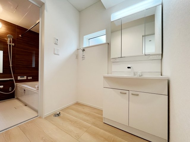 『八王子市新築戸建て』八王子市犬目町96【仲介手数料無料】　３７期の独立洗面台|～仲介手数料無料☆八王子ひなた不動産～八王子市犬目町　新築戸建て
