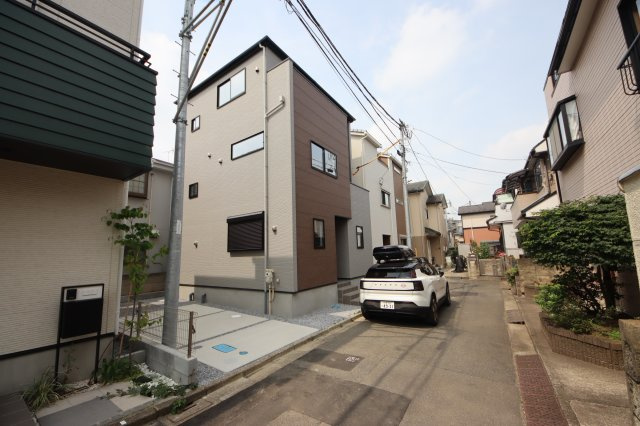 《仲介手数料無料》緑区原山４丁目142-3(全1戸)新築一戸建てリガーレの外観|撮影日 2025年6月9日 9:20 晴れ