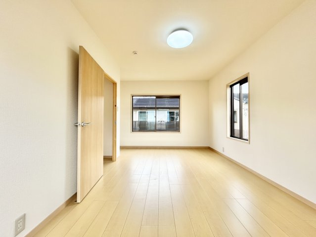 高知市若草町　中古戸建ての洋室|2F