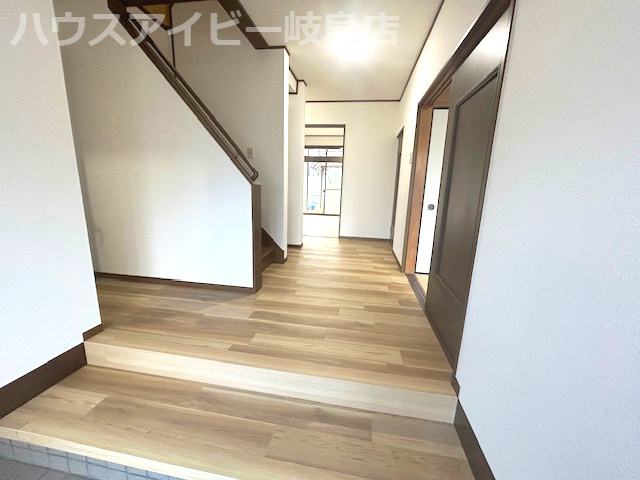 【玄関】の画像