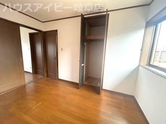 【収納】 | 瑞穂市牛牧！庭付き5LDK！水回りすべて新品交換！敷地ゆったり70坪以上！ | 瑞穂市牛牧！庭付き5LDK！水回りすべて新品交換！敷地ゆったり70坪以上！