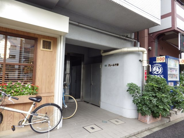 クレール千寿のエントランス