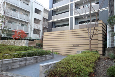 【その他共用部分】 | レ・ジェイド浜大津 | マンション入り口外観