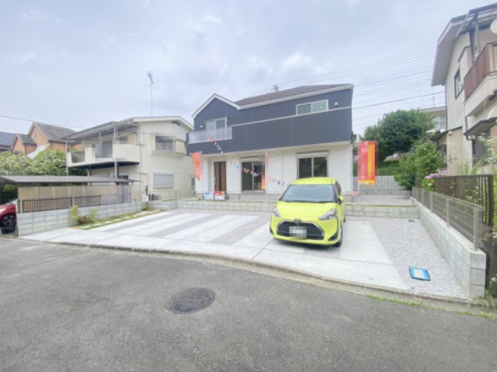 祝　成約済み　八王子市　絹ケ丘　新築戸建て　８期の外観|～仲介手数料無料☆八王子ひなた不動産～八王子市絹ケ丘　新築戸建て