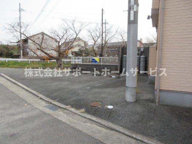 エスペーロの駐車場