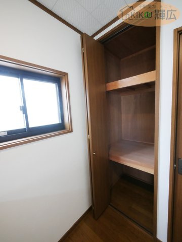 加古川市加古川町稲屋　中古戸建の収納