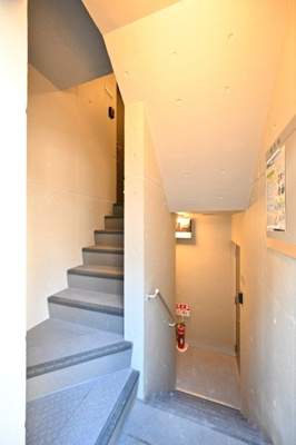 【エントランス】 | Ｐ＆Ａ日暮里