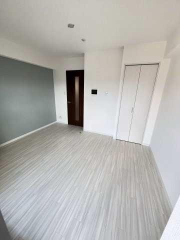 大阪市城東区東中浜１丁目の賃貸マンションの寝室