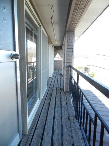 室蘭市白鳥台４丁目４１－７戸建のバルコニー