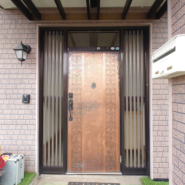 室蘭市白鳥台４丁目４１－７戸建のエントランス