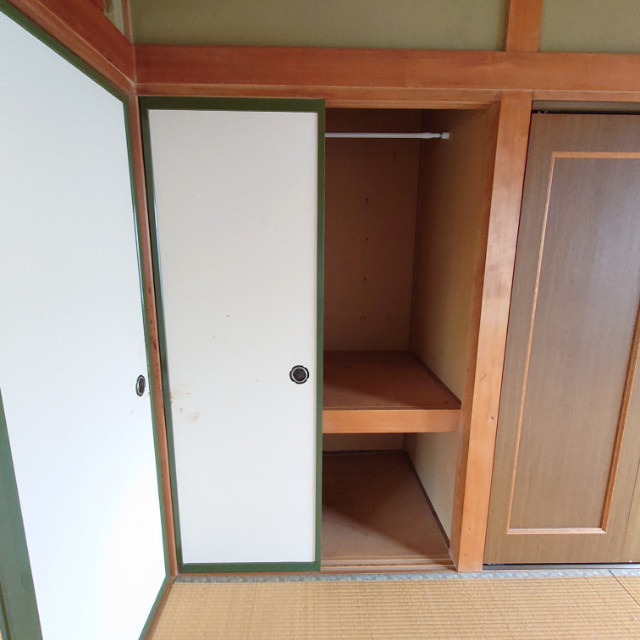 室蘭市白鳥台４丁目４１－７戸建の収納