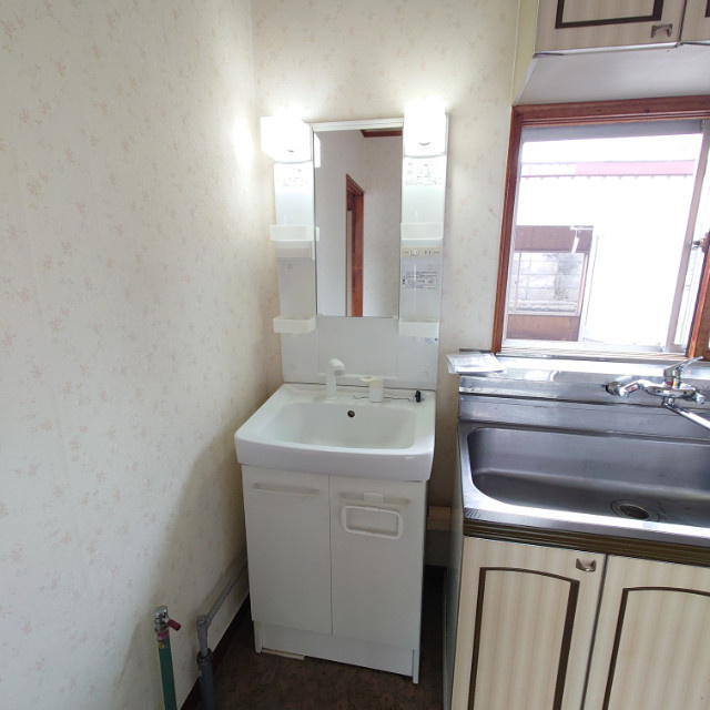 室蘭市白鳥台４丁目４１－７戸建の洗面所