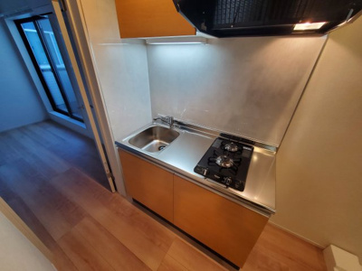 【キッチン】 | FOREST IWATSUKI | キッチンでお料理をお楽しみください