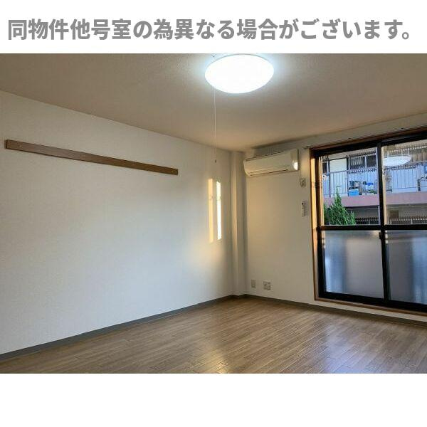 名古屋市北区中味鋺１丁目のアパートの居間・リビング