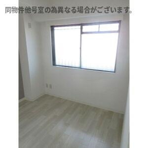 リアライズ若鶴の居間・リビング