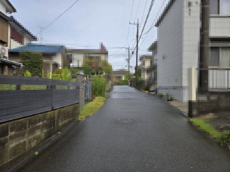 【前面道路含む現地写真】