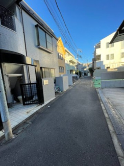 【前面道路含む現地写真】