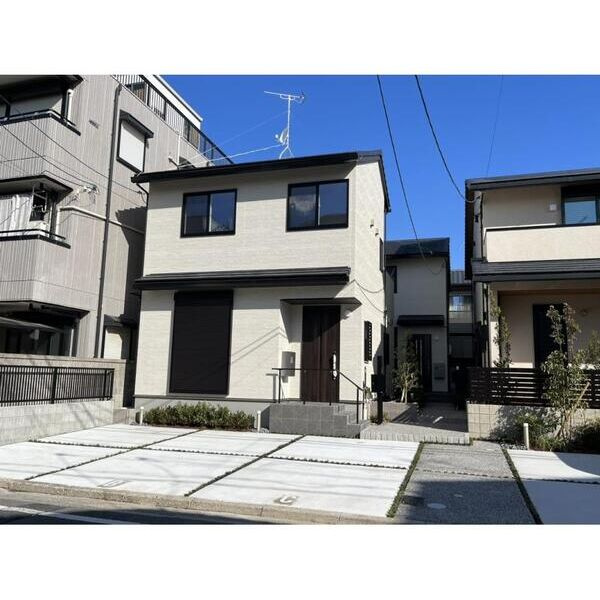 主税町戸建の外観
