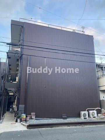 金龍マンションのエントランス