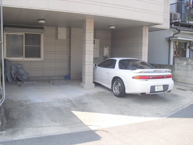 メゾン吉田の駐車場